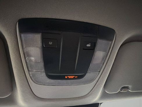 Used 2024 Kia Seltos LX AWD/4WD image 21