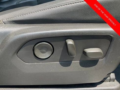 Used 2021 Chevrolet Tahoe LT image 15