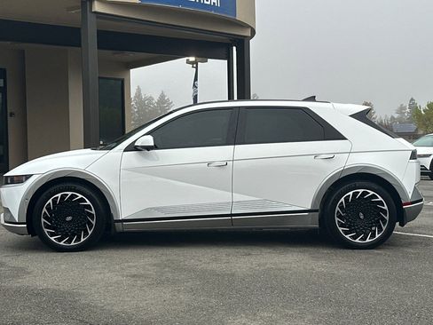 Certified 2024 Hyundai Ioniq 5 Limited image 7