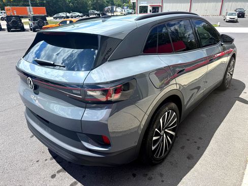 Used 2024 Volkswagen ID.4 S image 6