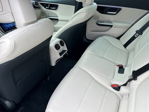 Certified 2025 Mercedes-Benz C 300 Sedan image 13