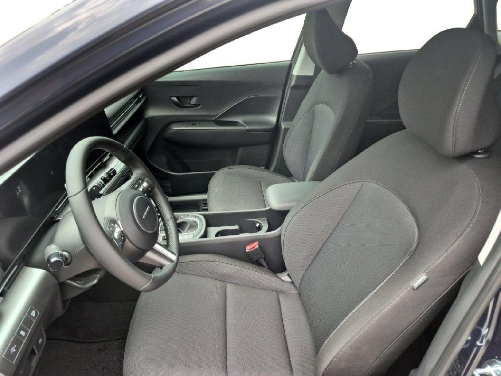 New 2027 Hyundai Kona SEL Sport FWD image 11