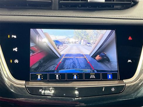 Used 2024 Cadillac XT6 Sport w/ LPO, ONYX Package image 14