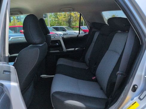 Used 2019 Toyota 4Runner SR5 AWD/4WD image 13
