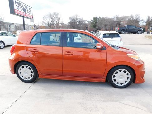 Used 2008 Scion xD image 4