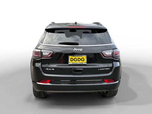 Used 2022 Jeep Compass Limited w/ Elite Group image 4