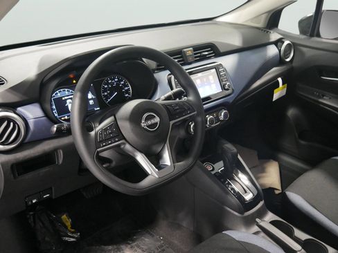 New 2025 Nissan Versa SV w/ Trunk Package FWD image 9