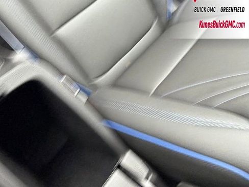 New 2026 Buick Envista Sport Touring w/ Convenience I Package FWD image 22