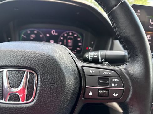 Used 2023 Honda Accord EX-L image 27