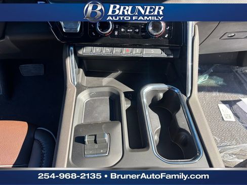 New 2026 GMC Sierra 2500 Denali w/ Denali Reserve Package image 18