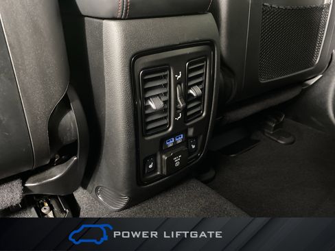 Used 2023 Dodge Durango R/T AWD/4WD image 35