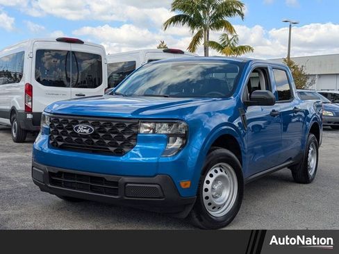 Used 2025 Ford Maverick XL image 1