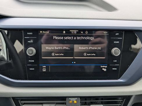 Used 2022 Volkswagen Taos SE image 28