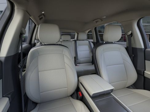 New 2026 Lincoln Nautilus Premier AWD/4WD image 10