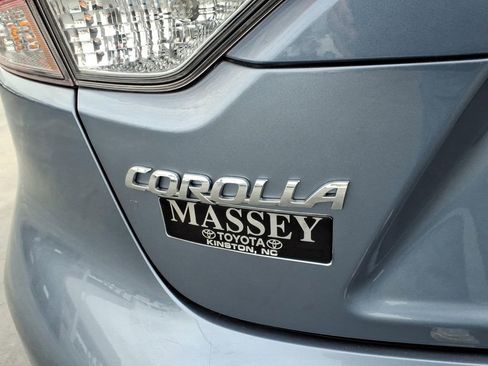 Used 2025 Toyota Corolla LE image 9