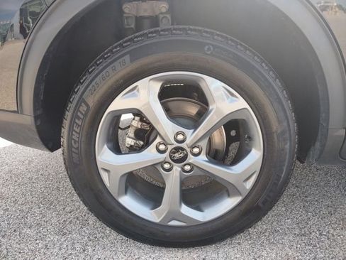 Used 2025 Ford Escape ST-Line Select AWD/4WD image 27
