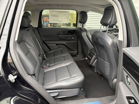 New 2026 Lincoln Nautilus Reserve w/ Jet Appearance Package image 8