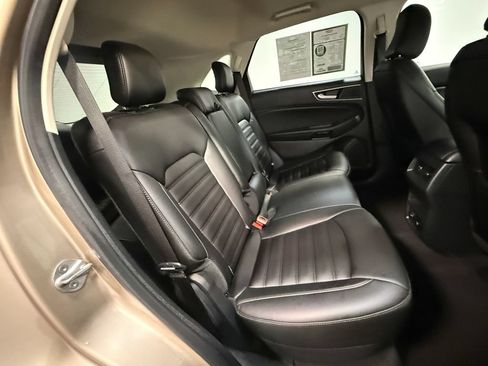 Used 2021 Ford Edge SEL w/ Convenience Package AWD/4WD image 14