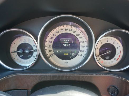 Used 2014 Mercedes-Benz E 350 Sedan image 29