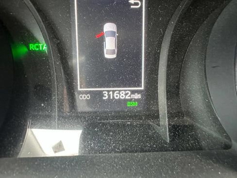 Used 2024 Toyota Camry SE w/ Blackout Package (TMS) FWD image 10