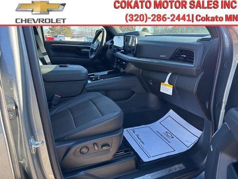 New 2026 Chevrolet Suburban High Country w/ Sun And Tow Package AWD/4WD image 15