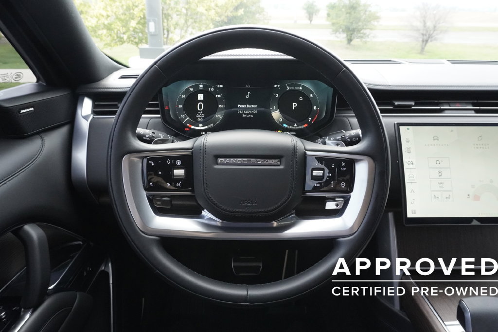 Used 2025 Land Rover Range Rover Long Wheelbase SE AWD/4WD image 10