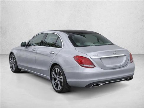Used 2017 Mercedes-Benz C 300 Sedan image 5