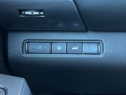 Certified 2025 Nissan Pathfinder Rock Creek image 43