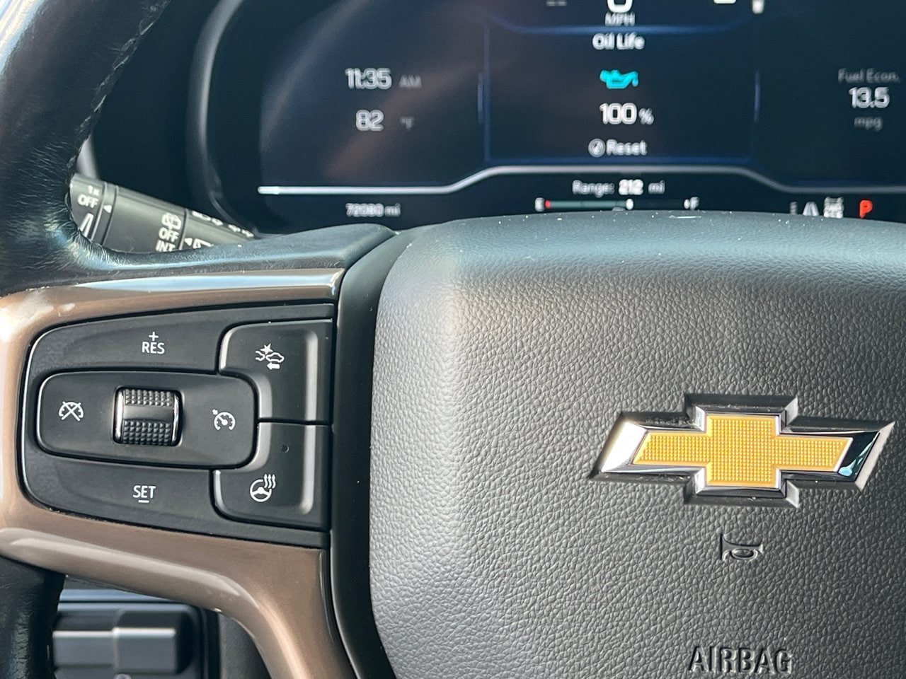 Used 2022 Chevrolet Tahoe High Country w/ LPO, Illumination Package AWD/4WD image 19