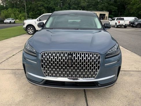 Used 2023 Lincoln Corsair FWD w/ Equipment Group 102A image 8