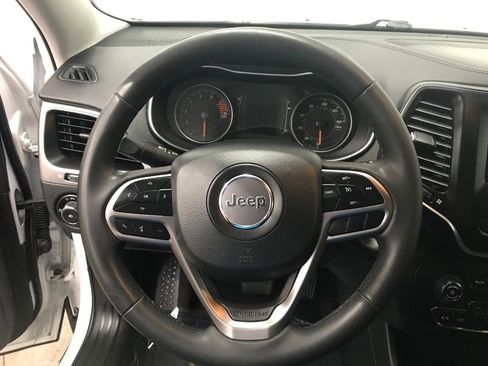 Used 2021 Jeep Cherokee Latitude Lux image 14