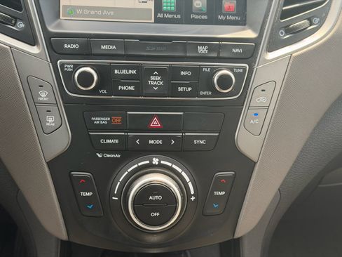 Used 2017 Hyundai Santa Fe Sport w/ 2.4L Tech Package 04 FWD image 27