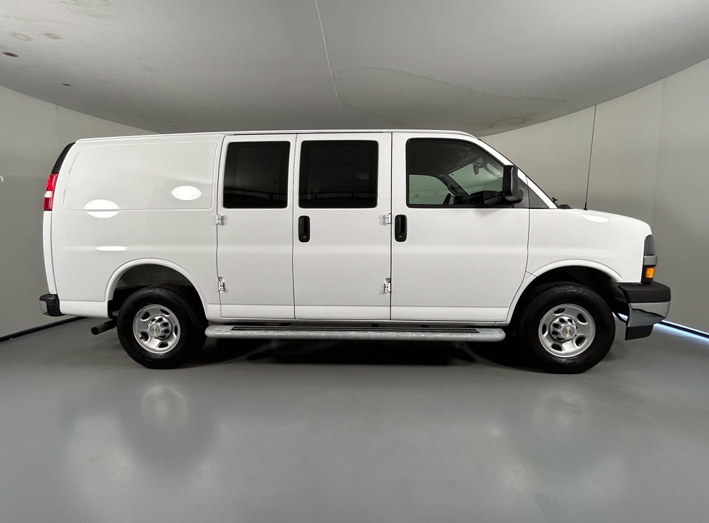 Used 2025 Chevrolet Express 2500 w/ Driver Convenience Package RWD image 8