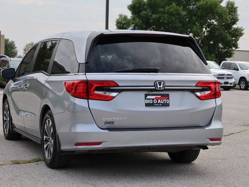 Used 2021 Honda Odyssey EX-L image 11