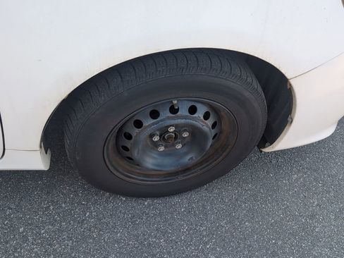 Used 2010 Toyota Corolla LE image 9