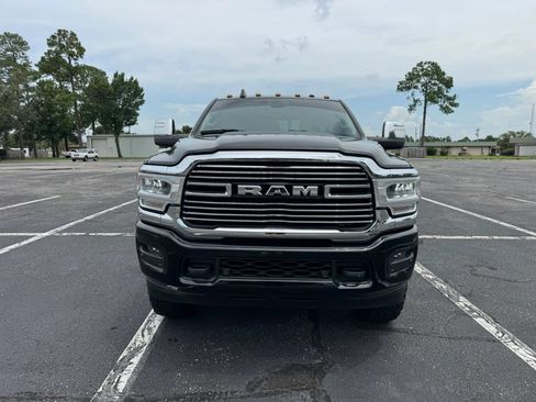 Used 2024 RAM 2500 Laramie AWD/4WD image 3
