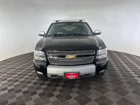 Used 2007 Chevrolet Tahoe LT w/ LT Preferred Equipment Group AWD/4WD image 2