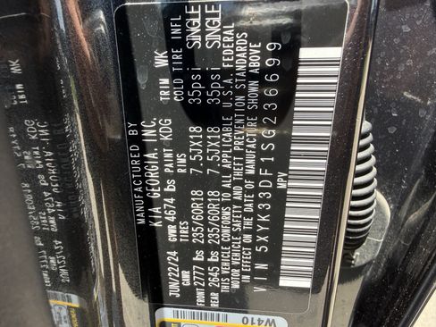 Used 2025 Kia Sportage EX FWD image 35