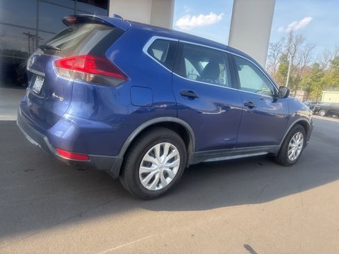 Used 2020 Nissan Rogue S image 10