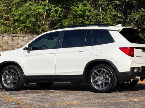 Used 2022 Honda Passport EX-L image 9