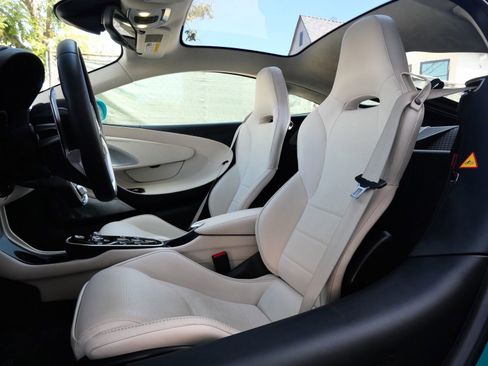 Used 2023 McLaren GT RWD image 21