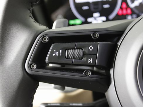 New 2026 Porsche Cayenne Coupe image 24