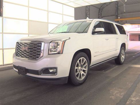 Used 2020 GMC Yukon XL Denali AWD/4WD image 1