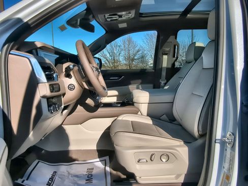 New 2026 GMC Yukon XL Denali w/ Sun & Power Step Package image 20