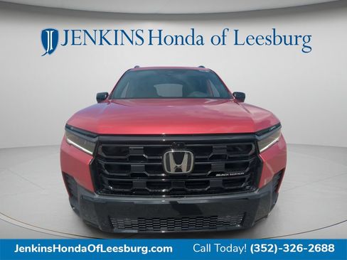 New 2026 Honda Pilot Black Edition image 8
