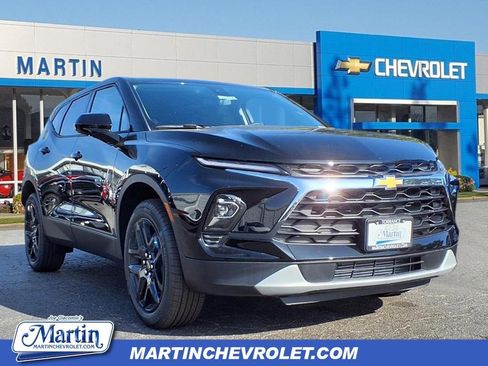 New 2026 Chevrolet Blazer LT image 1