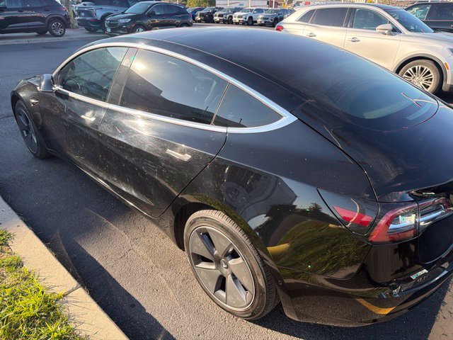 Used 2019 Tesla Model 3 RWD image 2