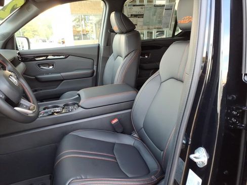 New 2025 Honda Pilot TrailSport image 20