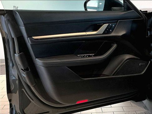 Used 2025 Porsche Taycan 4S image 25