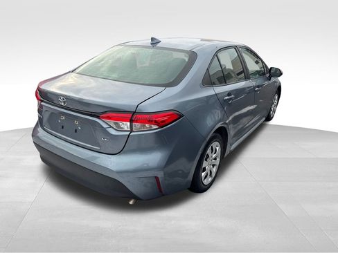 Used 2023 Toyota Corolla LE image 4